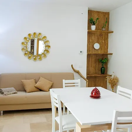 Antico Casolare P. P. Aparthotel *